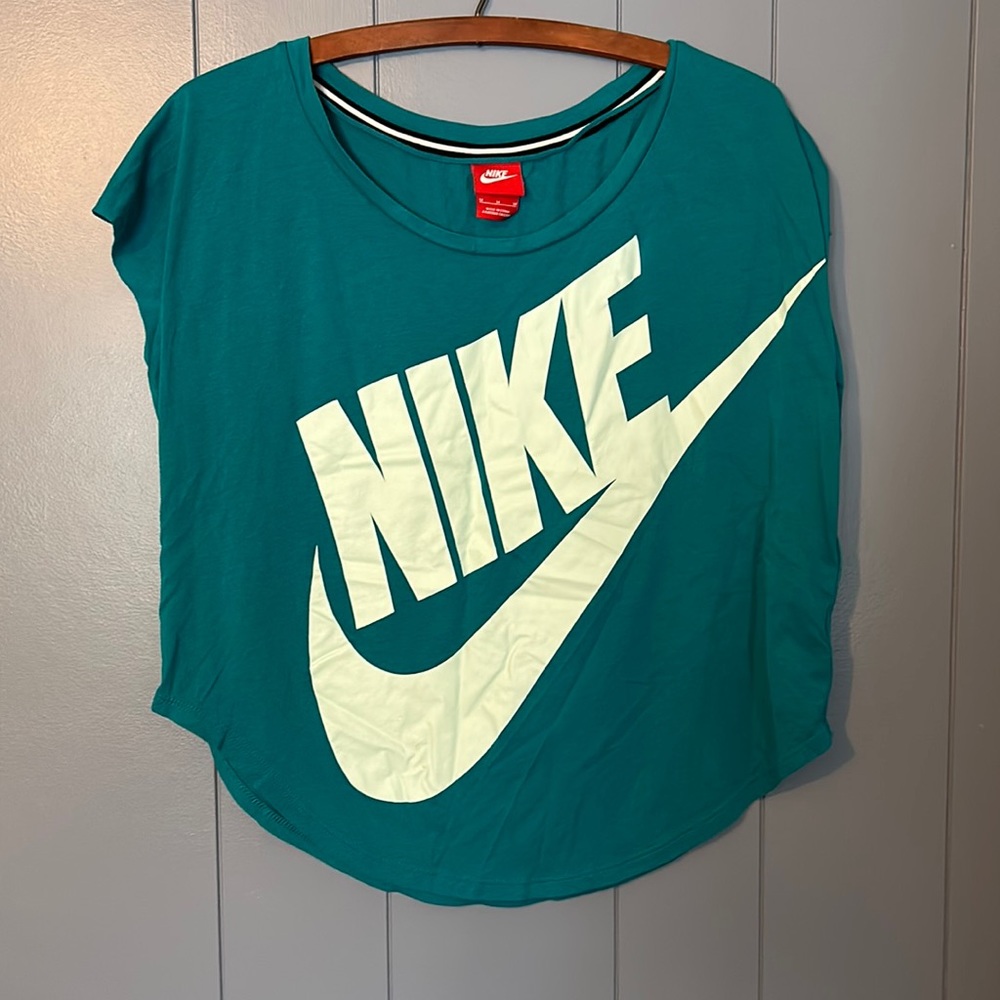 Nike Top